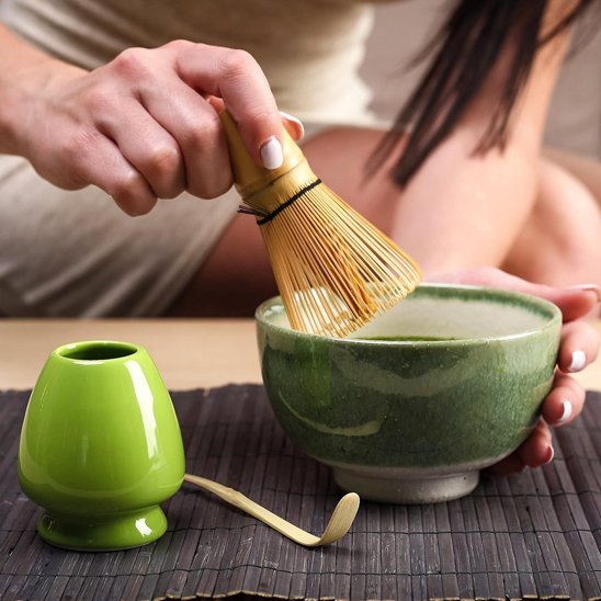 fouet matcha en bambou